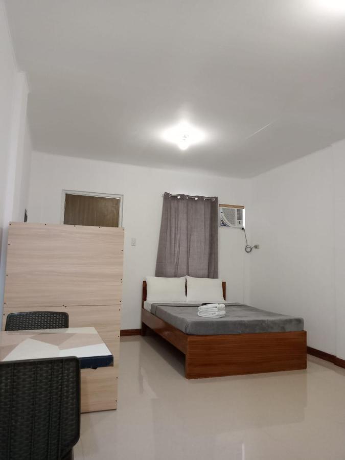 __Aplaridel Inn Suites__ Angeles Exterior foto
